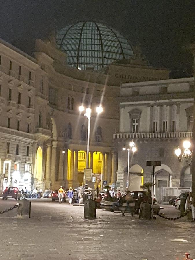 Lillolla Casa Vacanze Villa Napoli Bagian luar foto